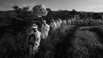 北方的葬礼,传统习俗与哀思传承