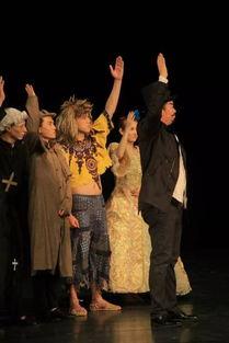 贾德·阿帕图：重返舞台,重返舞台，喜剧大师的全新篇章